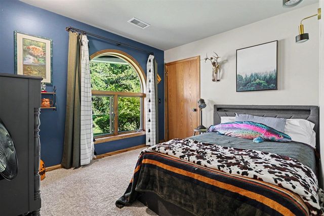 93 Lynwood Drive, Battle Creek, MI 49015