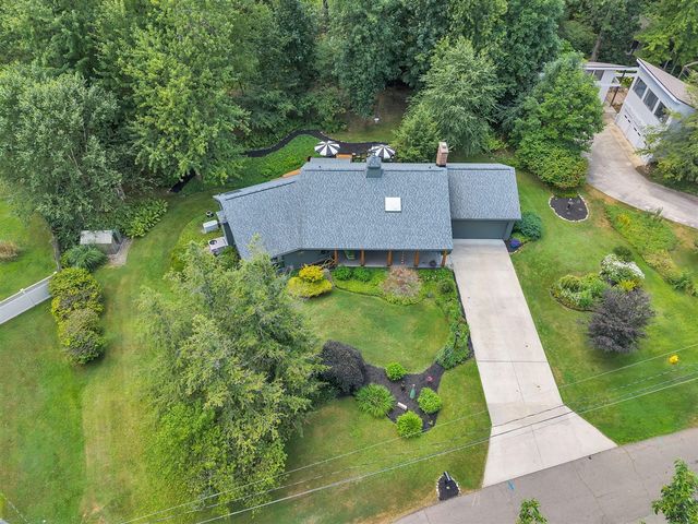 93 Lynwood Drive, Battle Creek, MI 49015