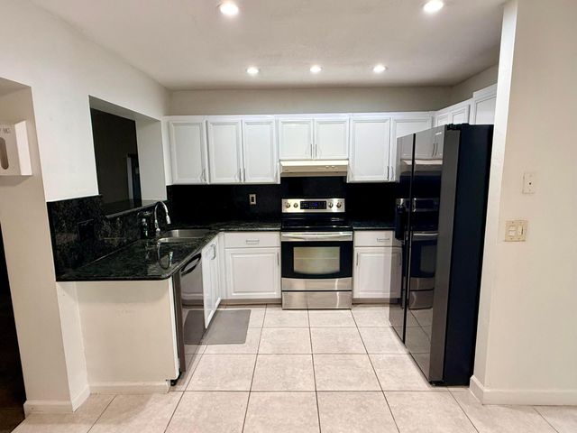 180 SW 32ND Terrace, Deerfield Beach, FL 33442