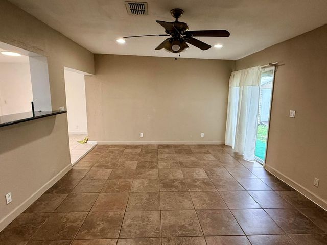 180 SW 32ND Terrace, Deerfield Beach, FL 33442