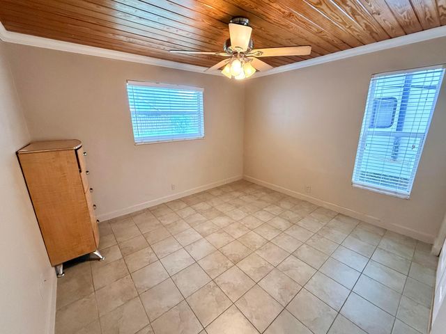 180 SW 32ND Terrace, Deerfield Beach, FL 33442
