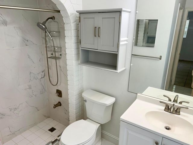 180 SW 32ND Terrace, Deerfield Beach, FL 33442