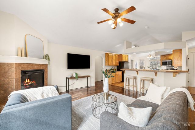 7769 W Estrella Dr, Boise, ID 83709