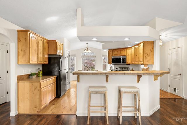 7769 W Estrella Dr, Boise, ID 83709