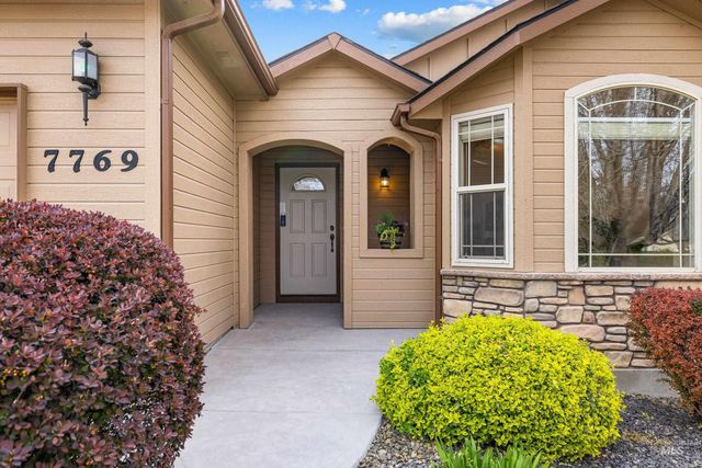 7769 W Estrella Dr, Boise, ID 83709