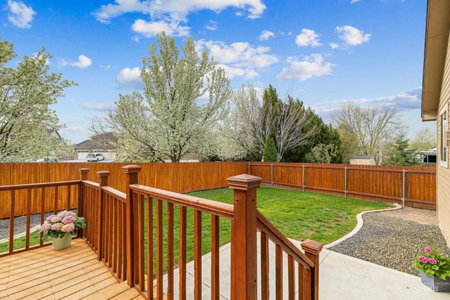 7769 W Estrella Dr, Boise, ID 83709