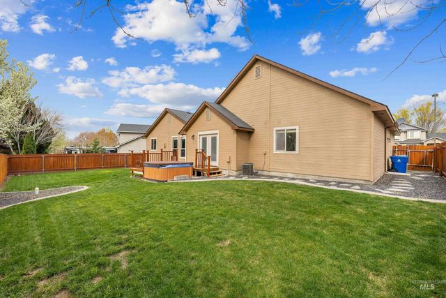 7769 W Estrella Dr, Boise, ID 83709