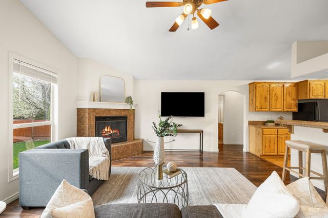 7769 W Estrella Dr, Boise, ID 83709