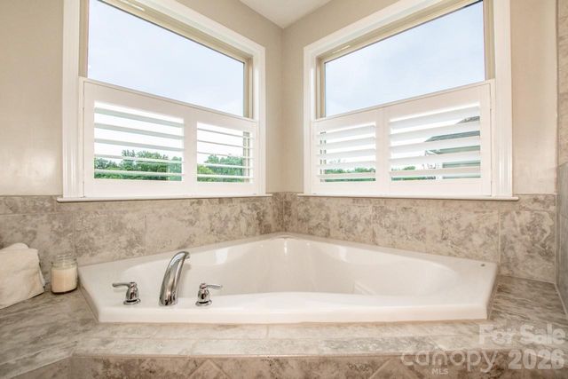 130 Eagles Landing Drive, Mooresville, NC 28117