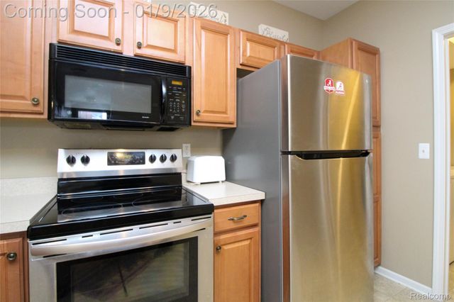 15389 Yale Drive 75, Clinton Charter Township, MI 48038