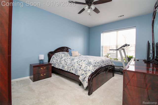 15389 Yale Drive 75, Clinton Charter Township, MI 48038