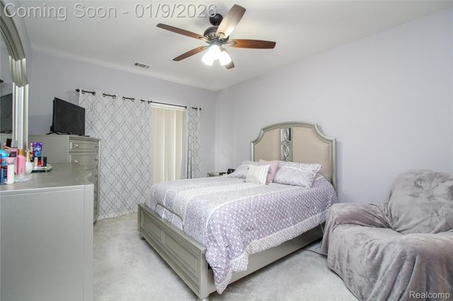 15389 Yale Drive 75, Clinton Charter Township, MI 48038