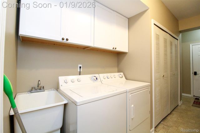 15389 Yale Drive 75, Clinton Charter Township, MI 48038