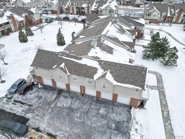 15389 Yale Drive 75, Clinton Charter Township, MI 48038