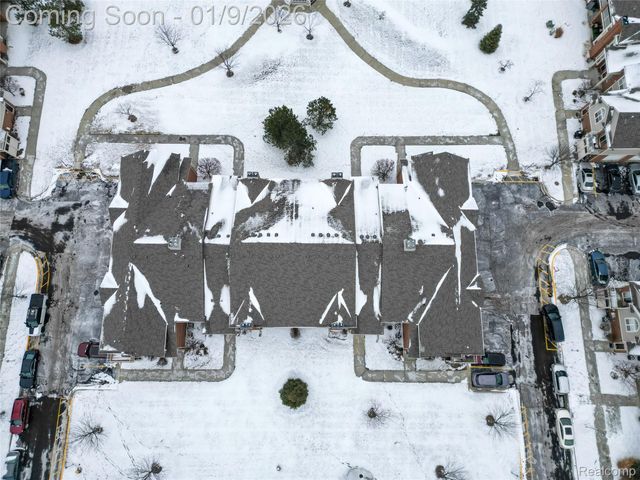 15389 Yale Drive 75, Clinton Charter Township, MI 48038