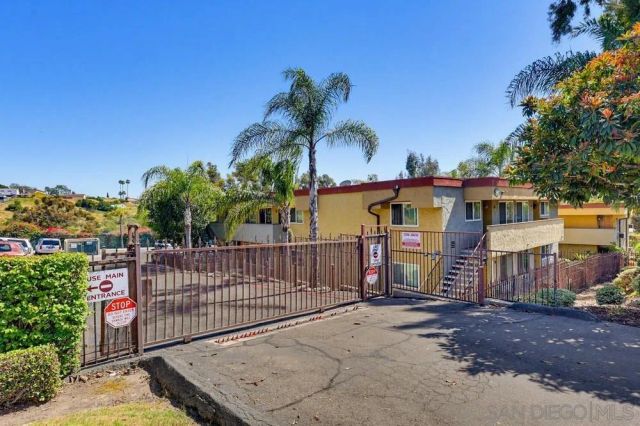 1681 Bayview Heights 32, San Diego, CA 92105