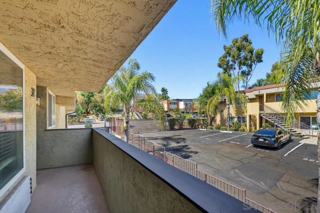 1681 Bayview Heights 32, San Diego, CA 92105
