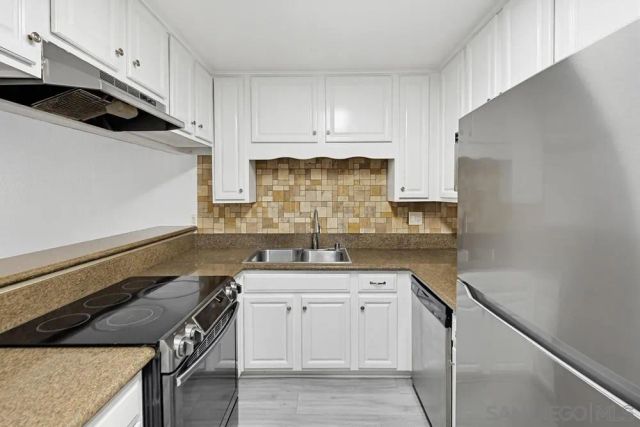 1681 Bayview Heights 32, San Diego, CA 92105