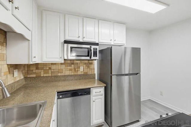 1681 Bayview Heights 32, San Diego, CA 92105