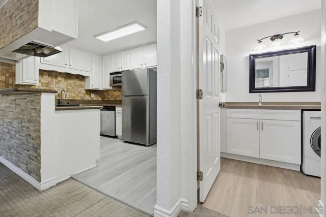 1681 Bayview Heights 32, San Diego, CA 92105