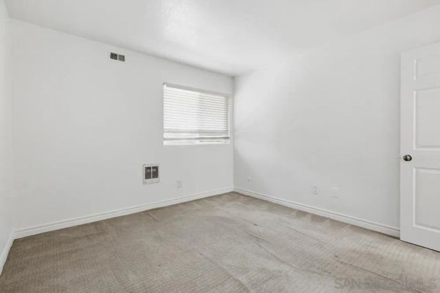 1681 Bayview Heights 32, San Diego, CA 92105