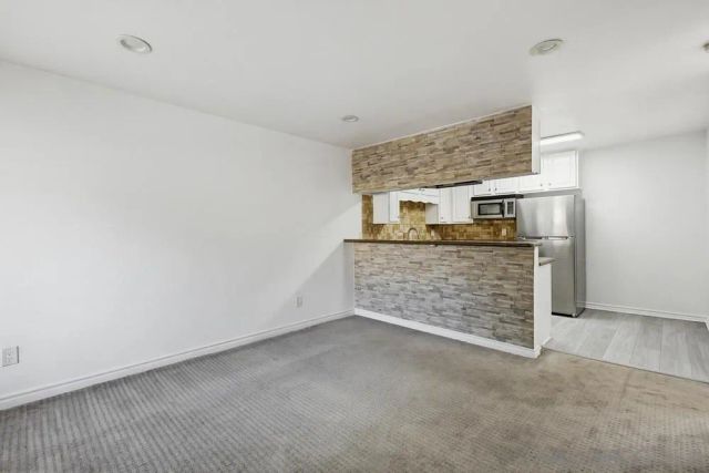 1681 Bayview Heights 32, San Diego, CA 92105