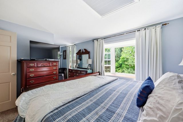 431 Prospect St, East Longmeadow, MA 01020