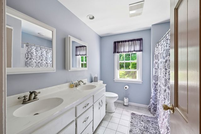 431 Prospect St, East Longmeadow, MA 01020