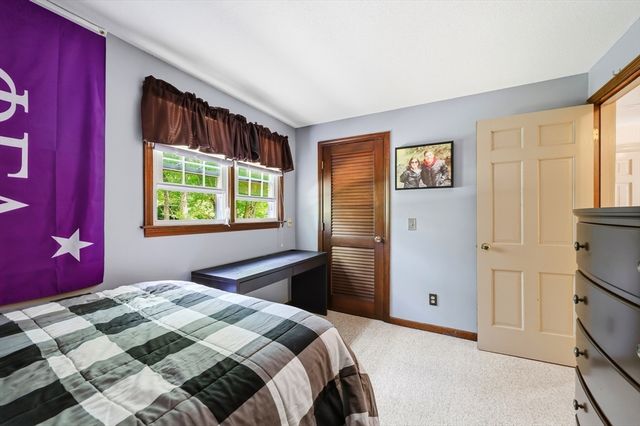 431 Prospect St, East Longmeadow, MA 01020