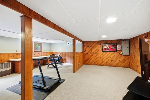 431 Prospect St, East Longmeadow, MA 01020