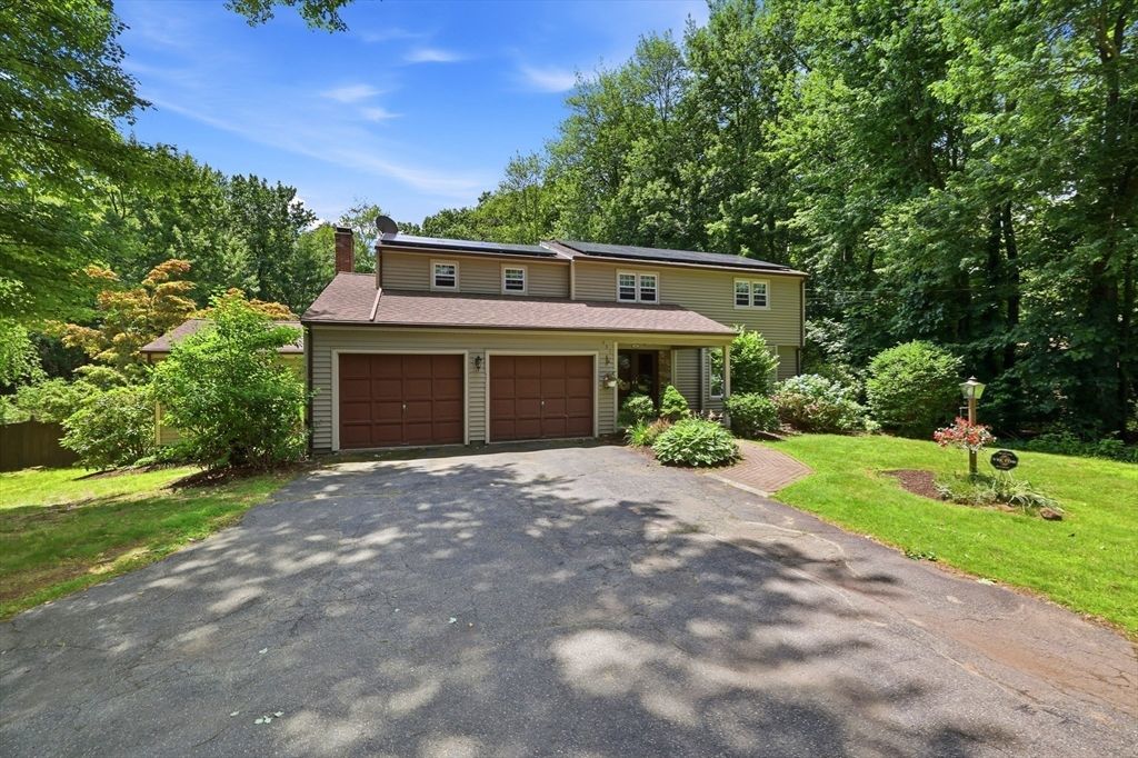 431 Prospect St, East Longmeadow, MA 01020