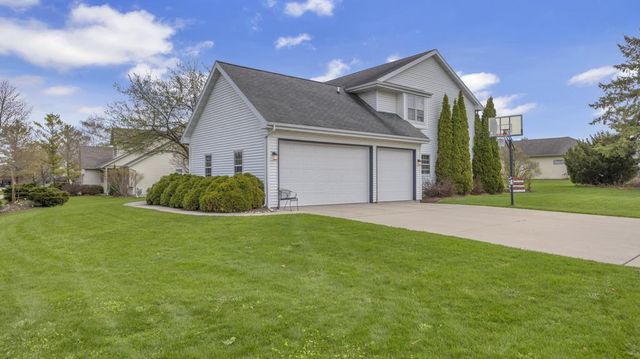 235 S HILLS DRIVE, Plymouth, WI 53073