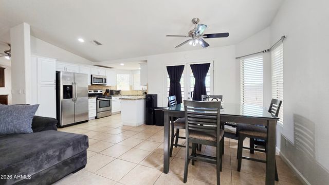 11007 W COTTONWOOD Lane, Avondale, AZ 85392