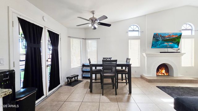 11007 W COTTONWOOD Lane, Avondale, AZ 85392