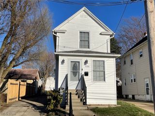 1215 Sherman Street, Akron, OH 44301