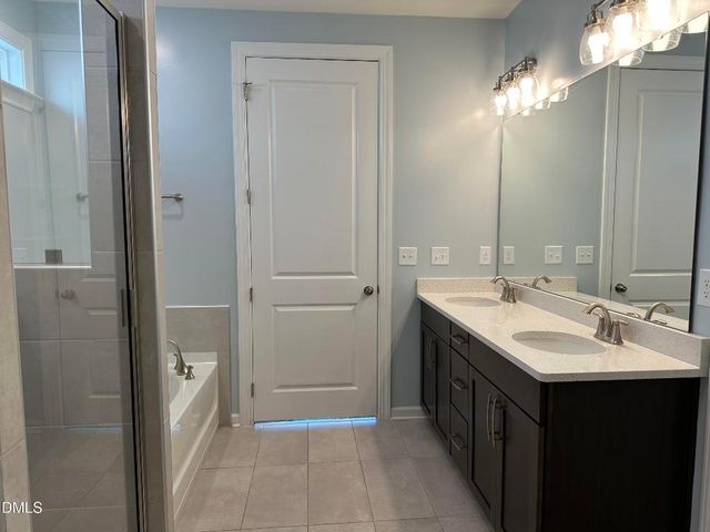 125 Alumroot Road, Holly Springs, NC 27540