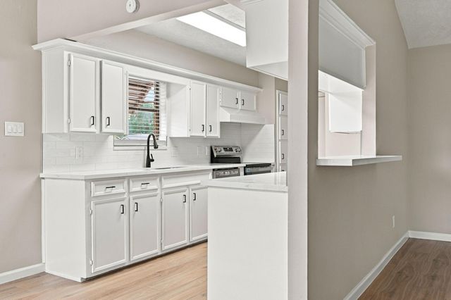 9859 Sageroyal Lane, Houston, TX 77089