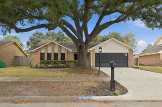 9859 Sageroyal Lane, Houston, TX 77089