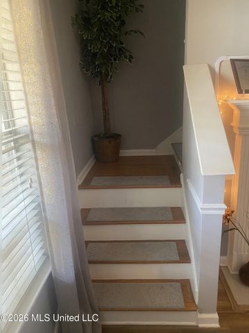 13122 Claybourne Cove, Olive Branch, MS 38654