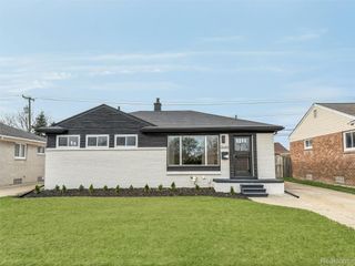 26049 Fernwood Street, Roseville, MI 48066