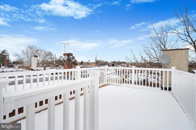 1121 S 52ND ST, Philadelphia, PA 19143