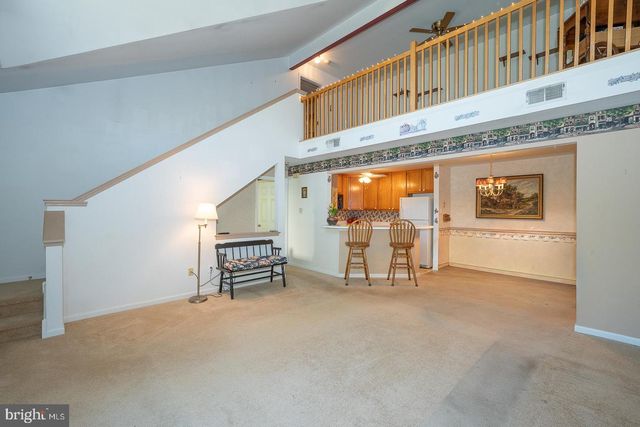 2404 FOXMEADOW CIR, Royersford, PA 19468