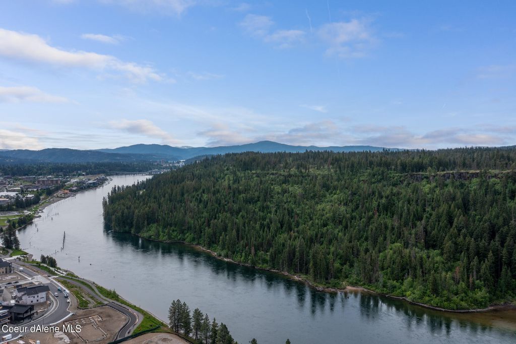 85 S Millview Lane, Coeur D'alene, ID 83814