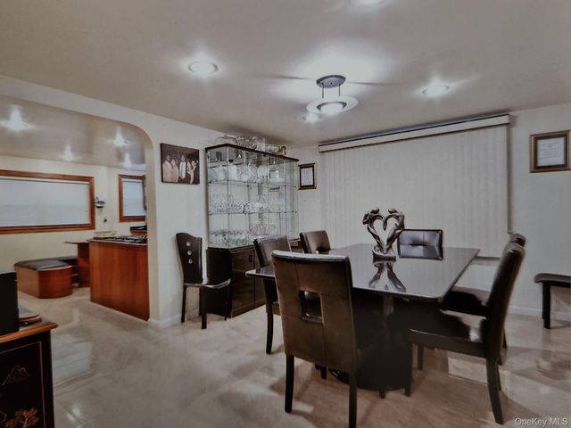 112-44 178th Street, Addisleigh Park, NY 11433