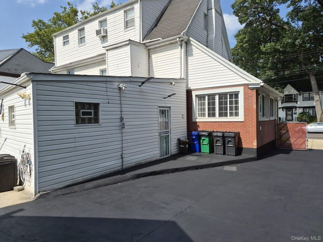 112-44 178th Street, Addisleigh Park, NY 11433