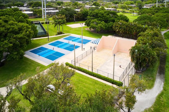 3113 31st Way, West Palm Beach, FL 33407
