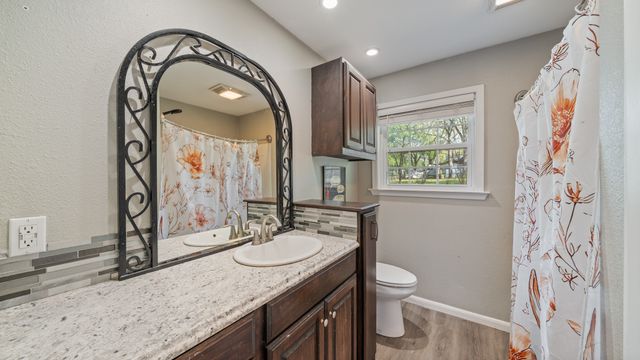 1180 Clay Street, Canton, TX 75103