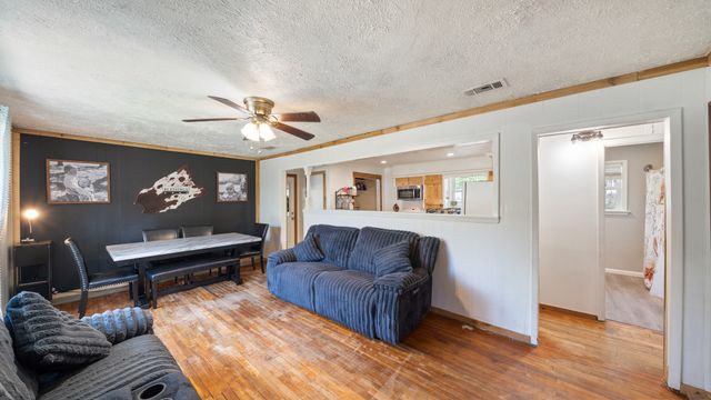 1180 Clay Street, Canton, TX 75103