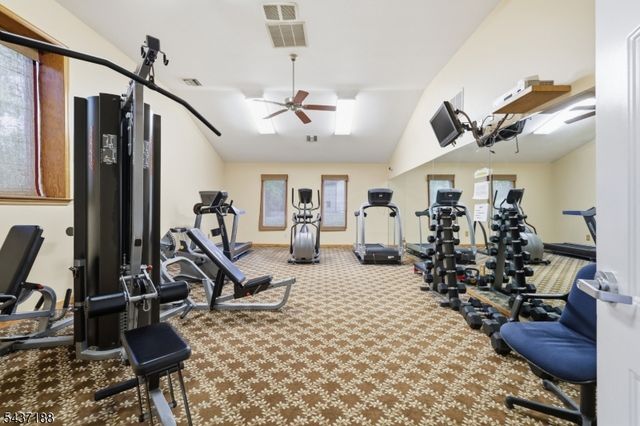10 Oriole Ter 10, Hampton Twp., NJ 07860