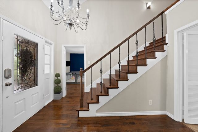 1601 Oak Meadow Drive, Irving, TX 75061